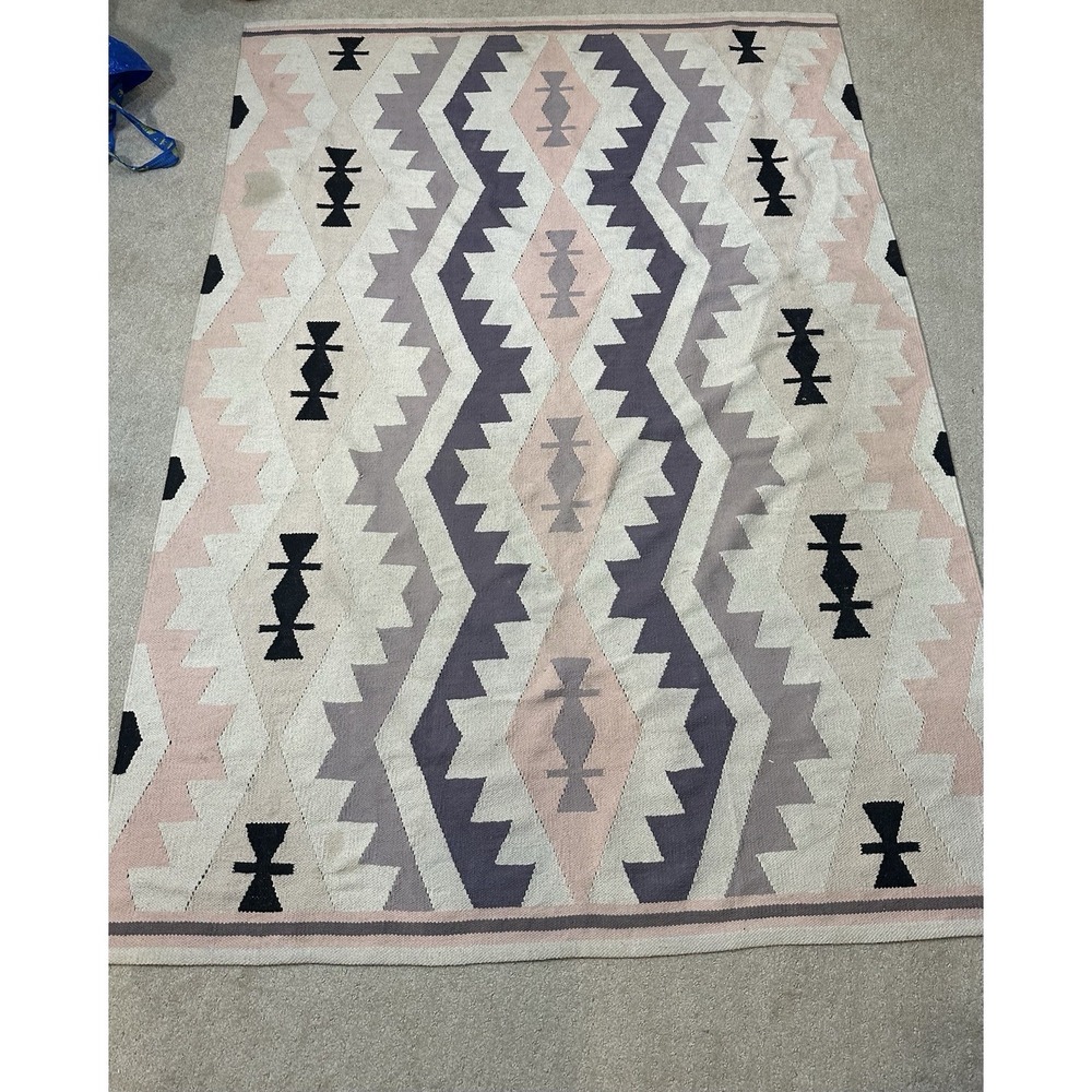 Boho hand woven rug 58x82‎